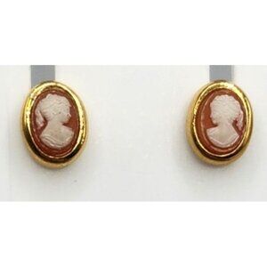 Vintage Trifari Gold Oval Cameo   Earrings